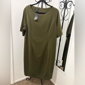Alfani Sage Green Short Sleeve Dress